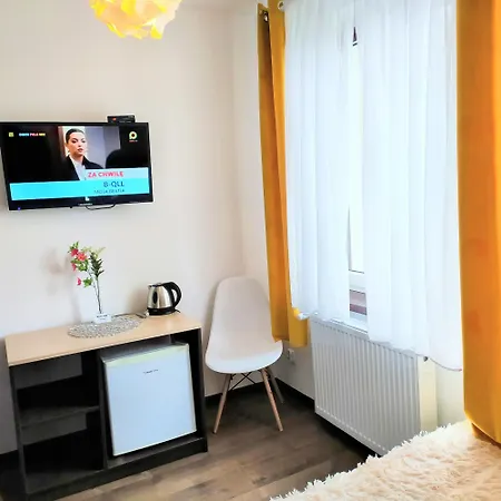 Wczasy Sandi Chlapowo Проживание в семье *