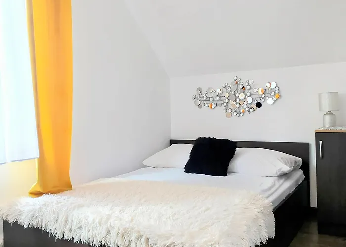 Wczasy Sandi Chlapowo *